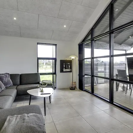 Juho - 900m From The Sea By Interhome *