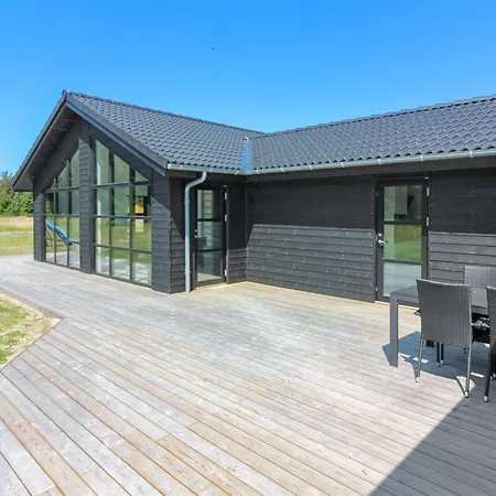 Juho - 900m From The Sea By Interhome Feriehus