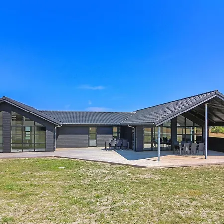 Juho - 900m From The Sea By Interhome